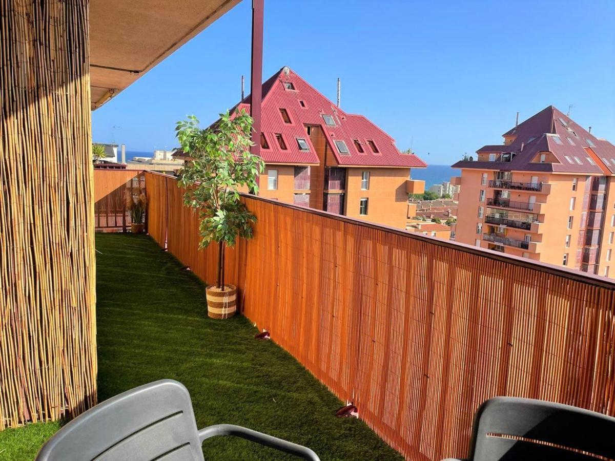 Апартаменты Apartamento Con Piscina Y Gran Terraza Con Vistas - Muy Cerca De La Playa, El Centro Y La Estacion Виласар-де-Мар Экстерьер фото
